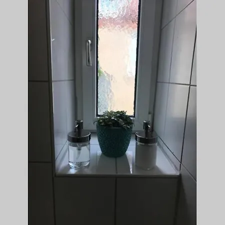 Sonnige 2-zimmerwohnung Mit Veranda Stuttgart